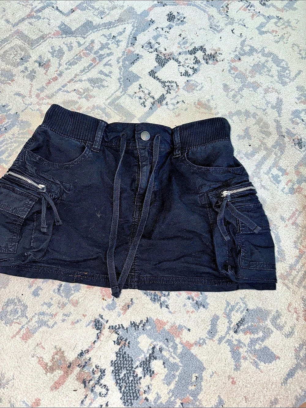 Vintage American Eagle Cargo Skorts in Black Size 00